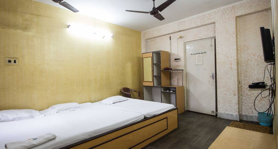 Behala Guest House, Kolkata 5